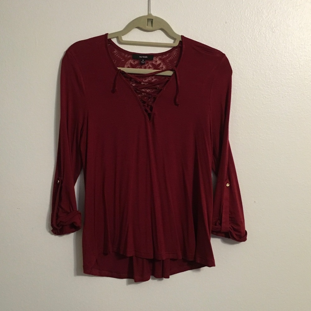 Maroon lace up