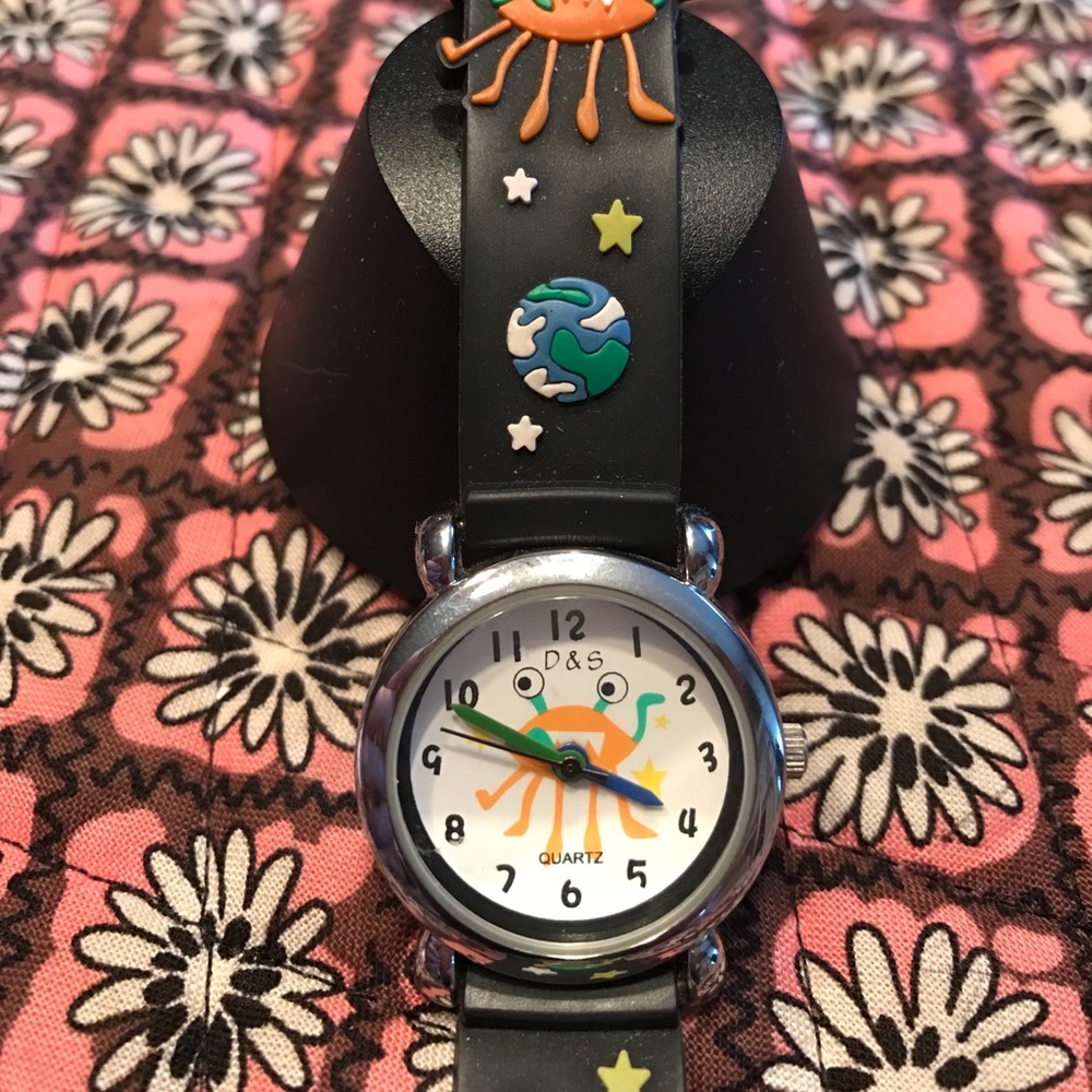 Summer Watch with Crab motif..CUTE!!!