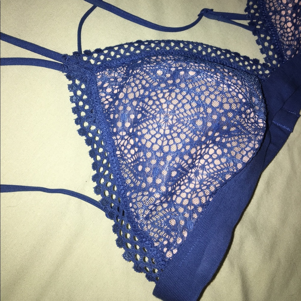 Victoria Secret Bralette - Picture 3 of 3