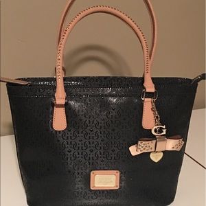 Guess handbag! Brand new 100$