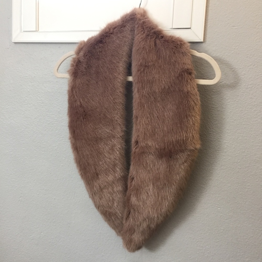 NWT ASOS Tan Fur Wrap/scarf