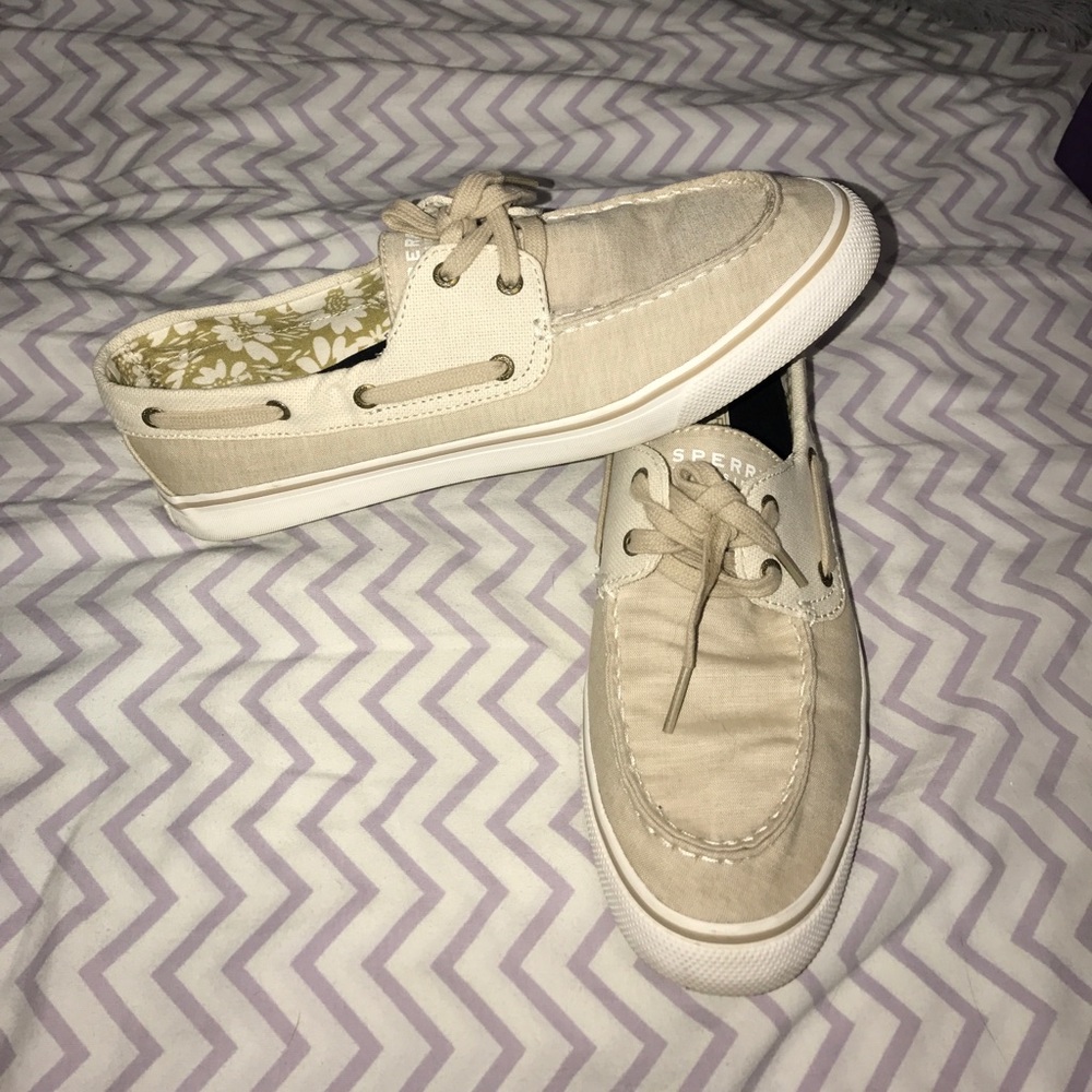 Canvas sperry's