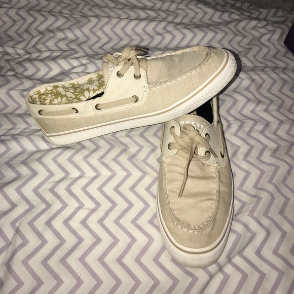 Canvas sperry's - Picture 1 of 3