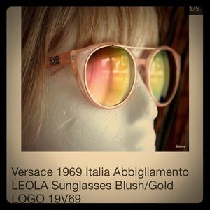Brand New w Tags Versace Shades  RETAIL @ $150 +