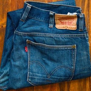 Levi's 514 jeans