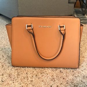 Michael Kors Bag in Camel!!!