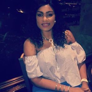 Meet your Posher, Kandi