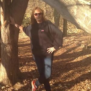 Meet your Posher, Teresa