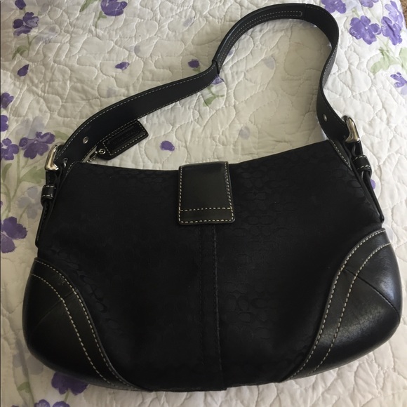 Coach bag with wallet. - Picture 2 of 7