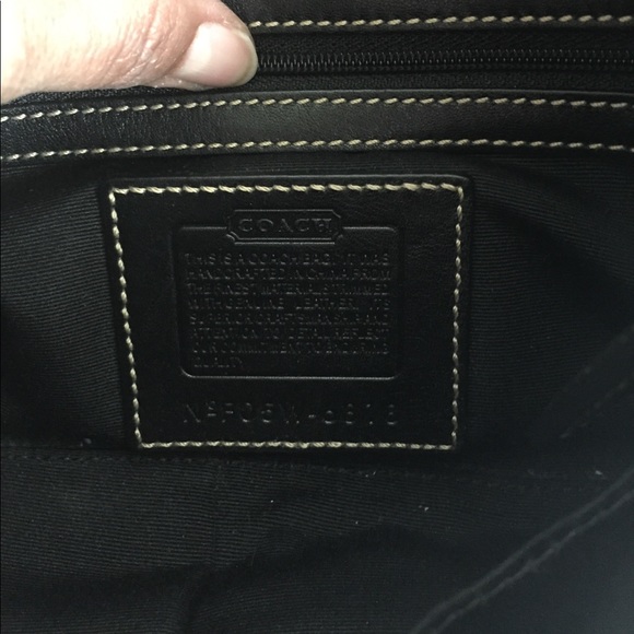 Coach bag with wallet. - Picture 3 of 7