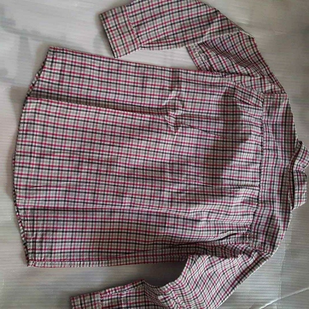 Children's place long sleeve button Down shirt - Picture 2 of 3