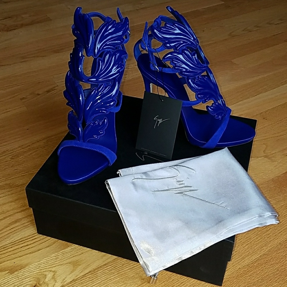 S O L D.         Giuseppe Zanotti sandal