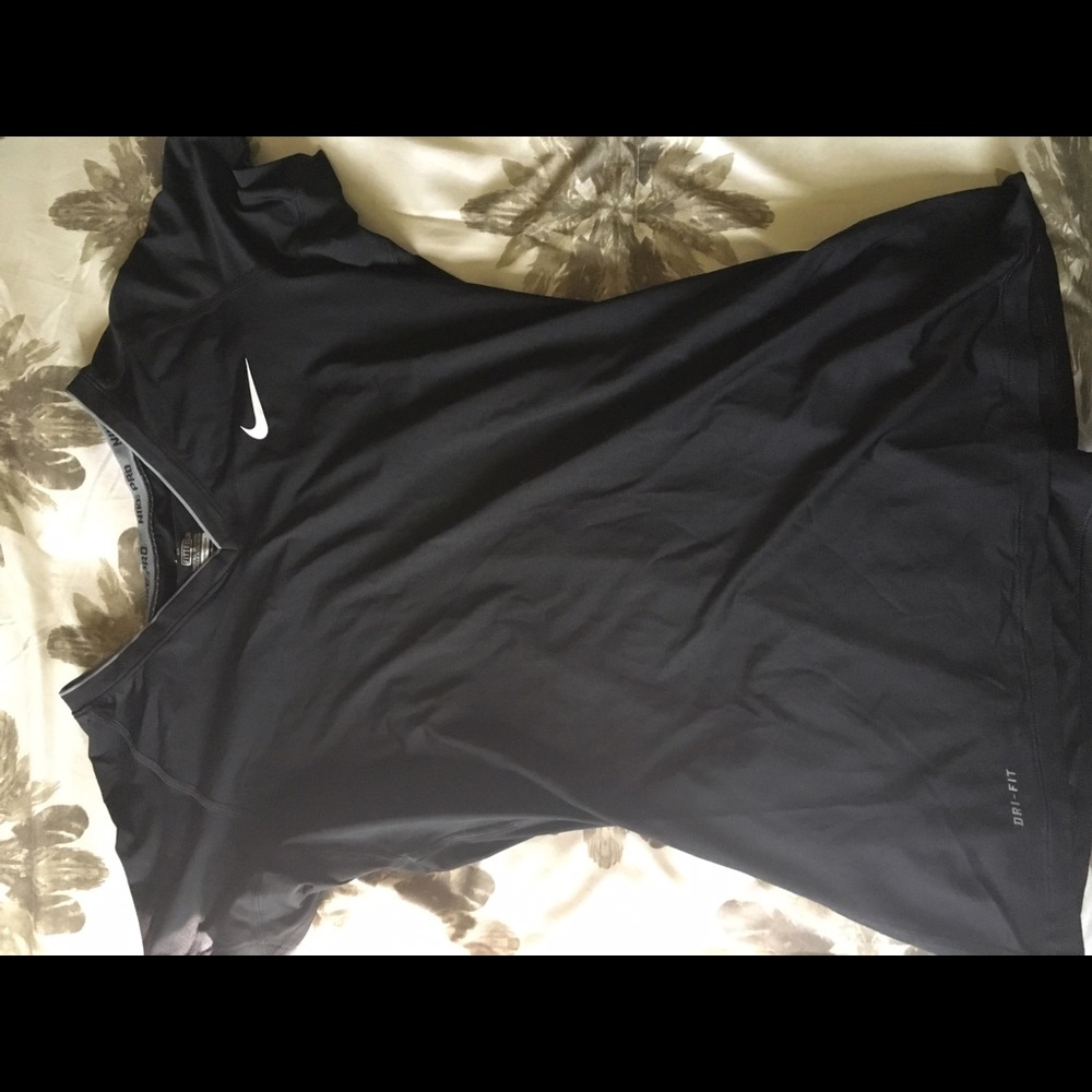 Nike Pro Workout Top