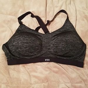 Victoria's secret lightweight sports bra