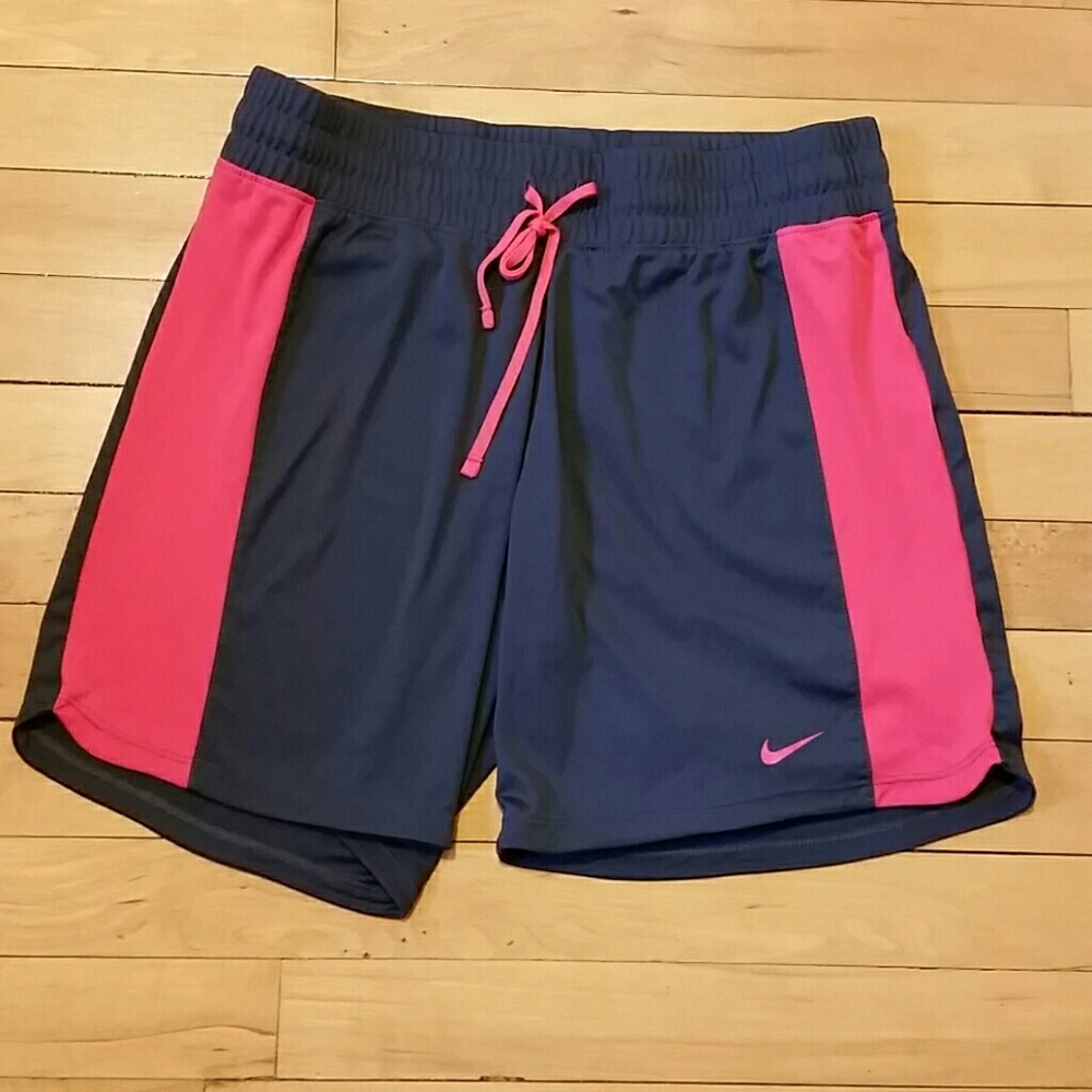 Nike Dri-Fit Athletic Kids Short Size S