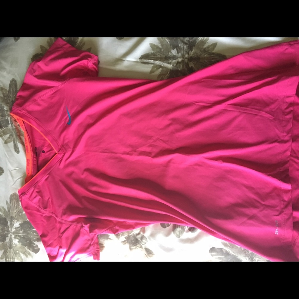 Nike Pro Workout Top