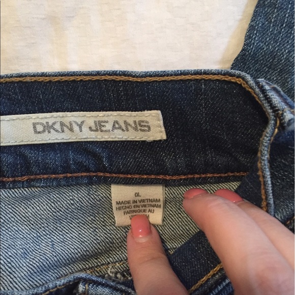 DKNY Brooklyn Extreme Jeans - Picture 3 of 3