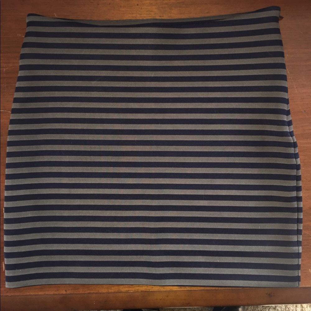 High waisted skirt
