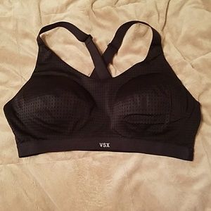 Victoria's secret lightweight sports bra