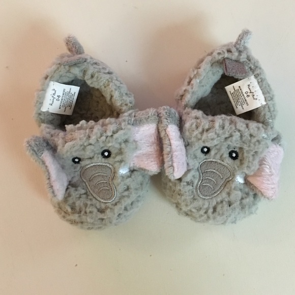 Elephant booties for baby - Picture 1 of 1