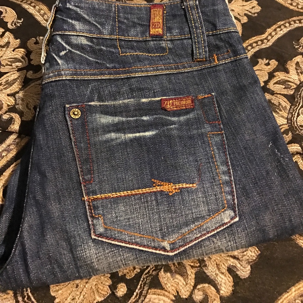 Jeans - Picture 3 of 3