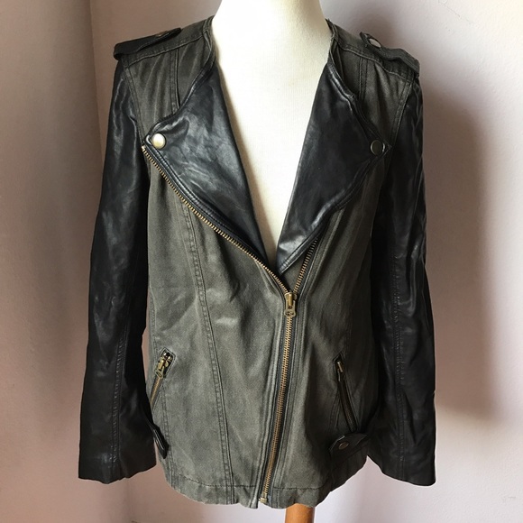 Free People Pieced Vegan Motorcycle Jacket Sz 6 - Picture 2 of 8