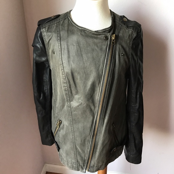 Free People Pieced Vegan Motorcycle Jacket Sz 6 - Picture 6 of 8