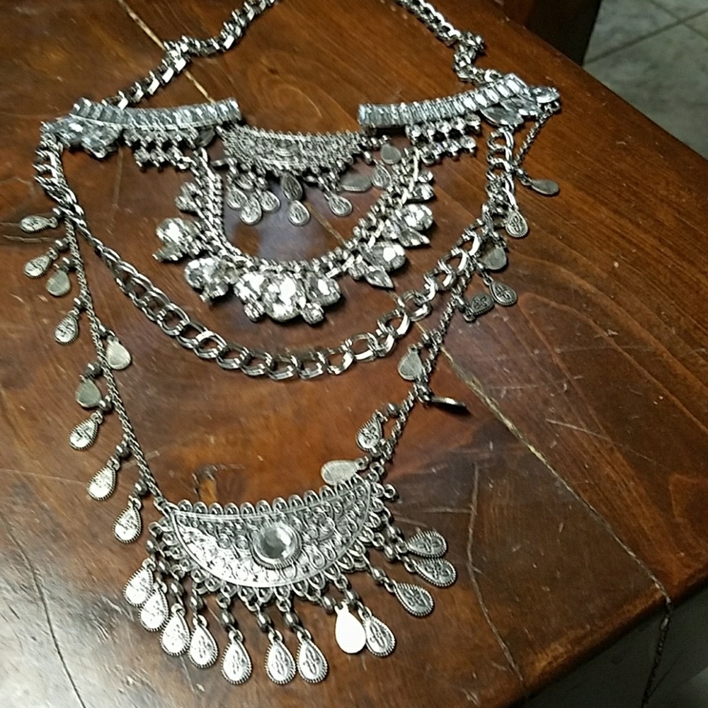 Necklace with beautiful crystals