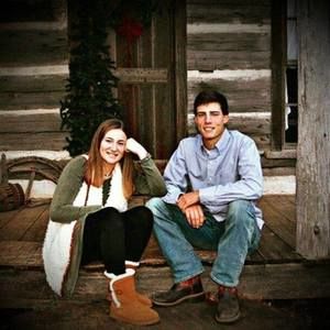 Meet your Posher, April