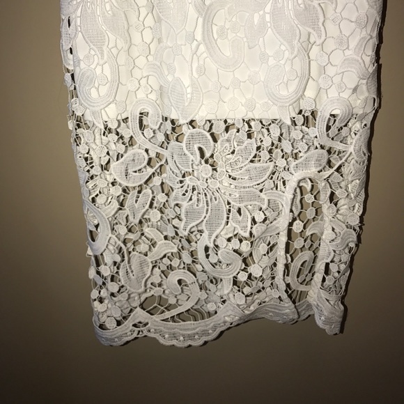 White lace/floral dress - Picture 3 of 4