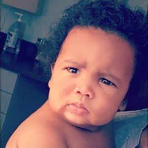 Meet your Posher, Troy