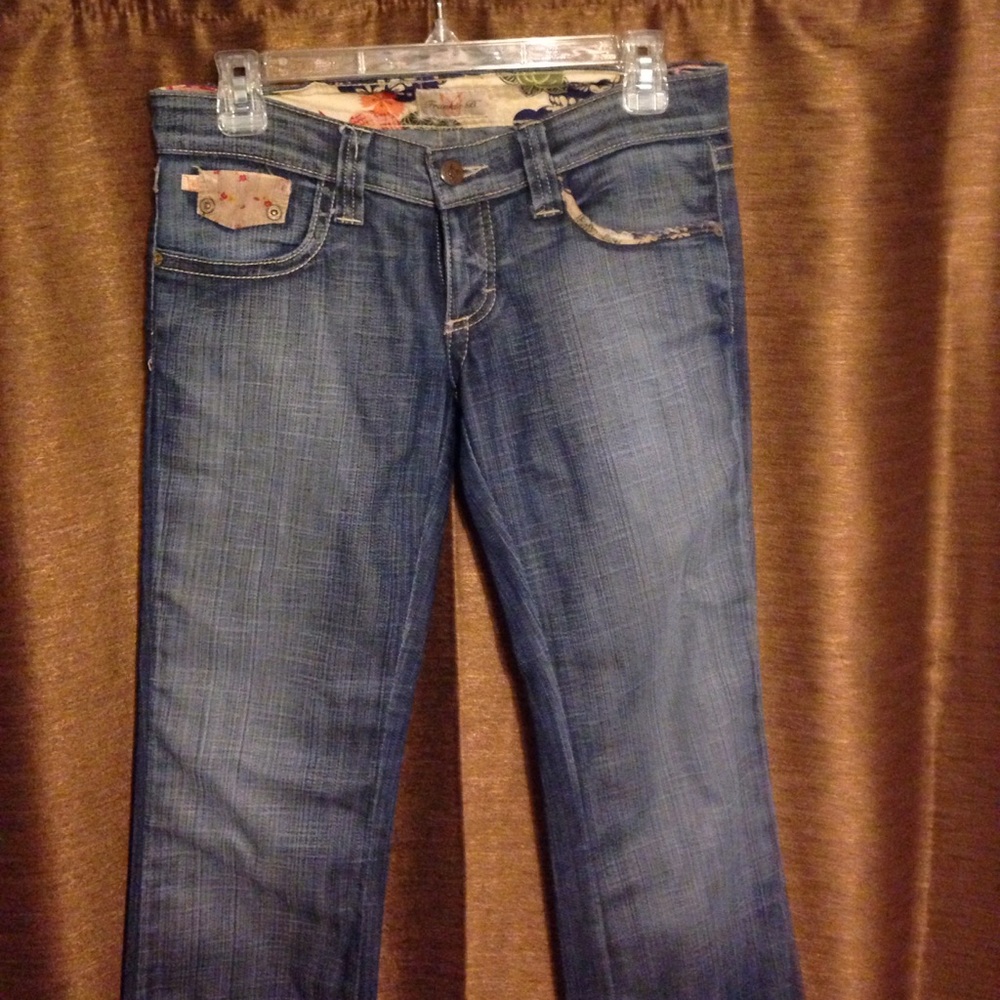 Frankie B size 6 dark boot cut