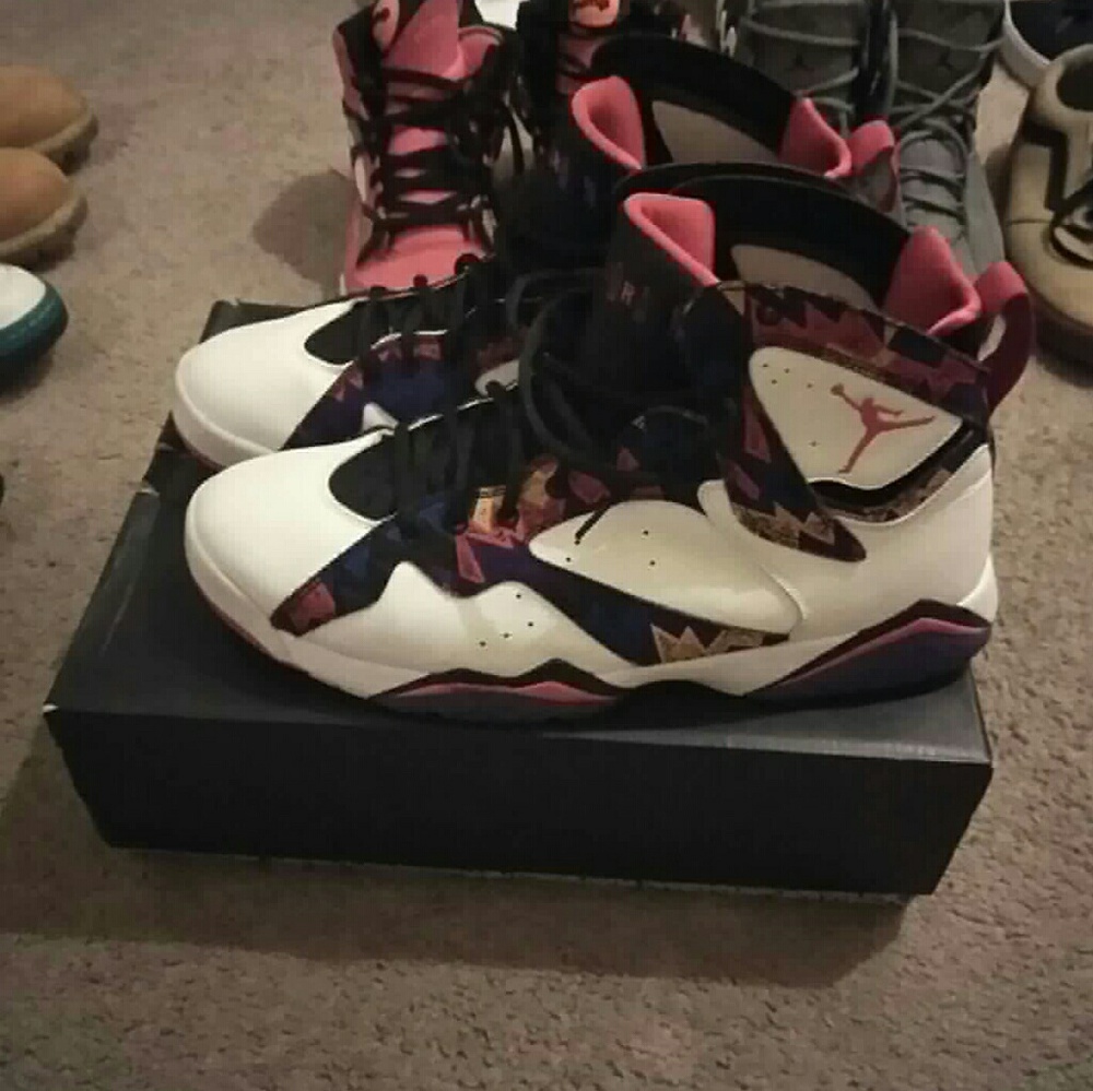 Jordan 6 sweater