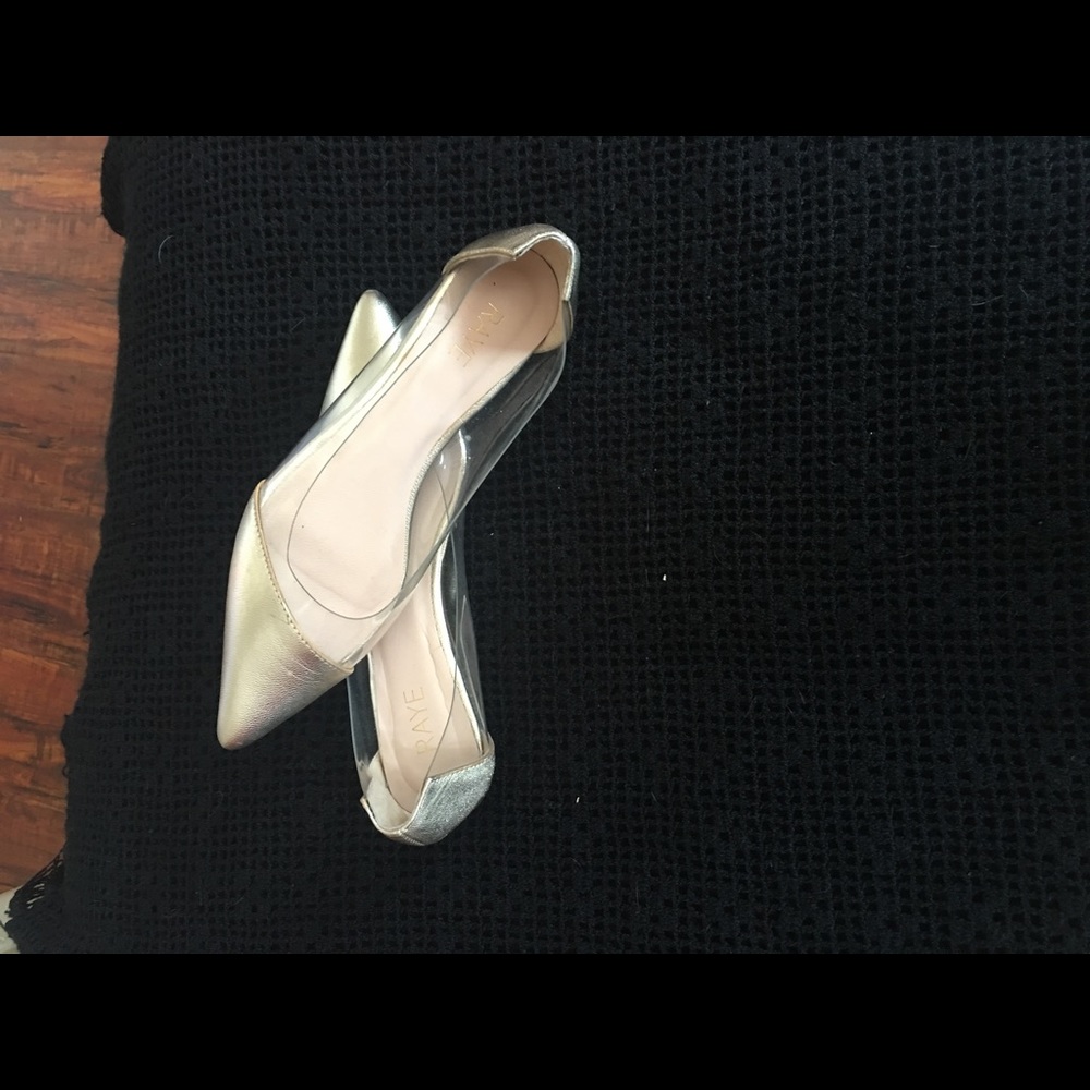 RAYE flats