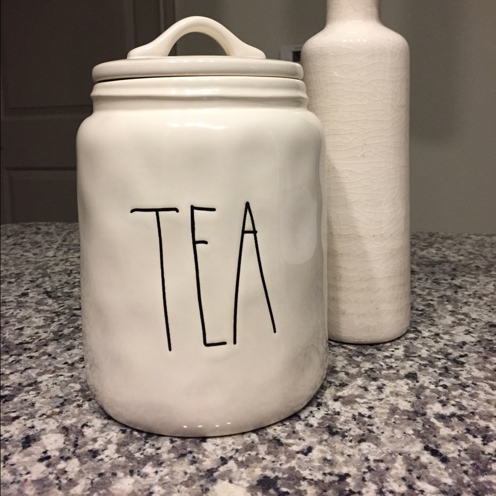 SOLD-Rae Dunn tea and sugar Canister