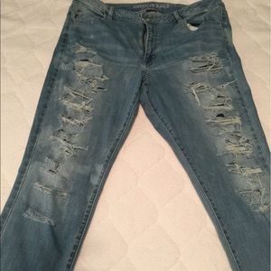 American eagle destressed jeans