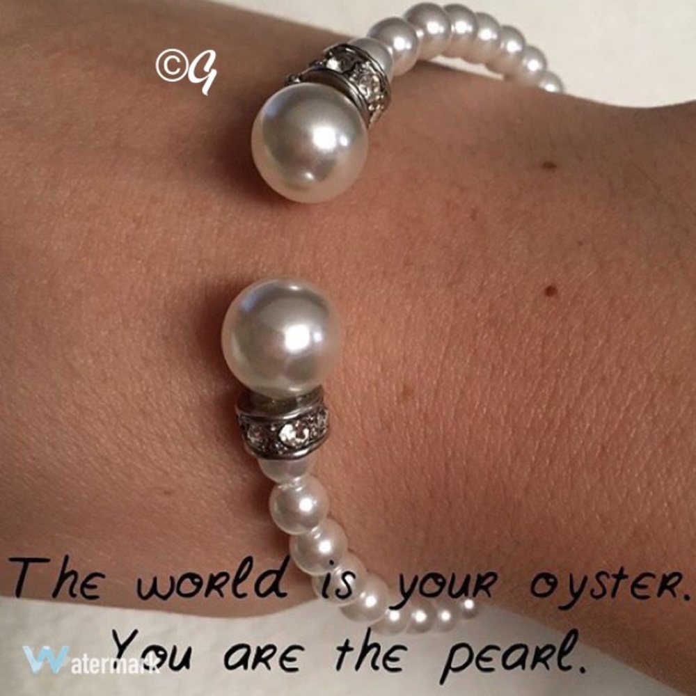 ⭐️Handmade NEW Pearl wrap bracelet. Cz Crystal