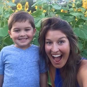 Meet your Posher, Dana