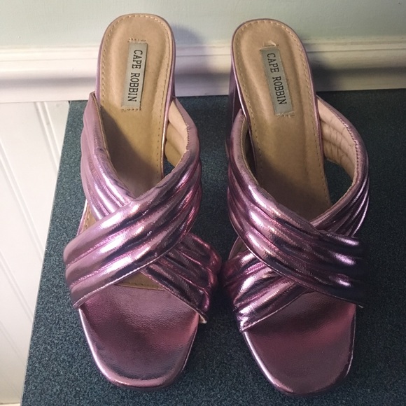 Pink heels - Picture 3 of 4