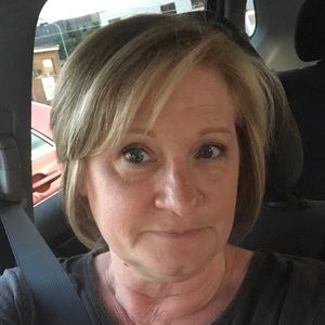 Meet your Posher, Debbie