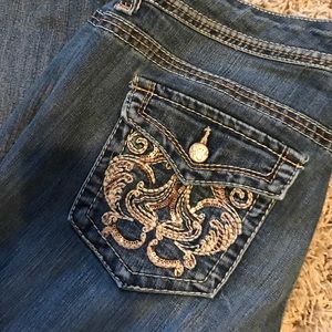 Ariya Women's Plus size jeans sz 18