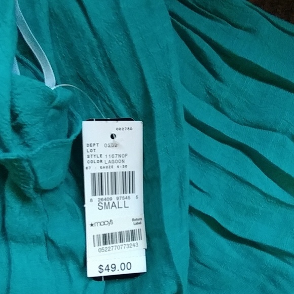 Dress - Picture 4 of 4