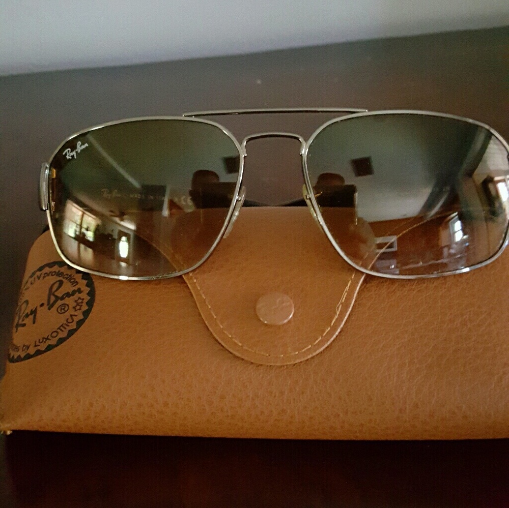 Sunglass