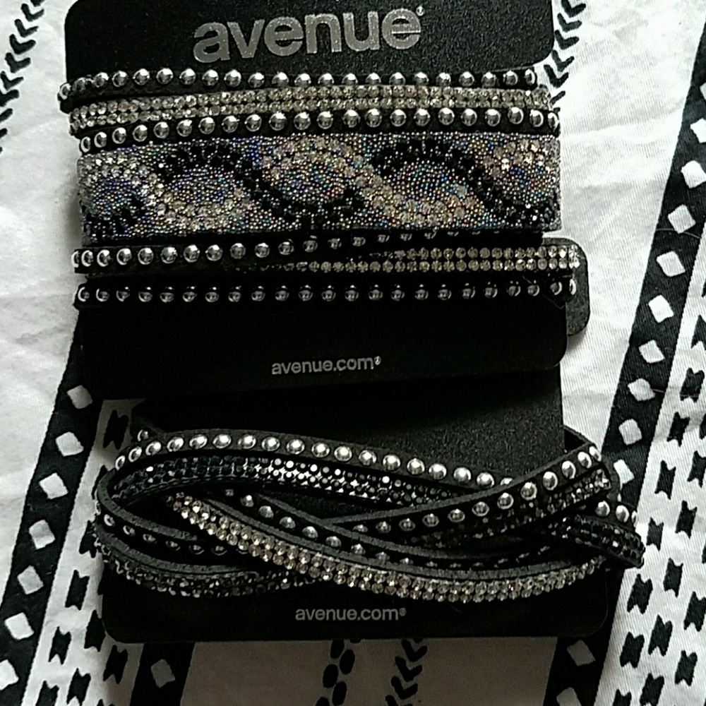 Avenue button-on bracelets