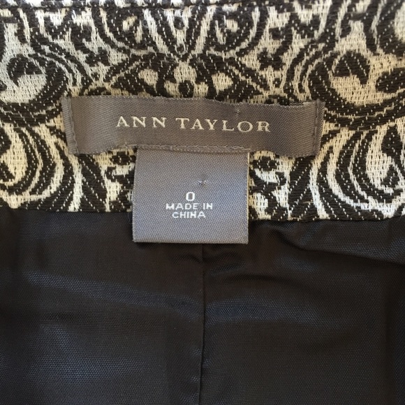 Ann Taylor Paisley Print Cropped Jacket Size 0 - Picture 6 of 8