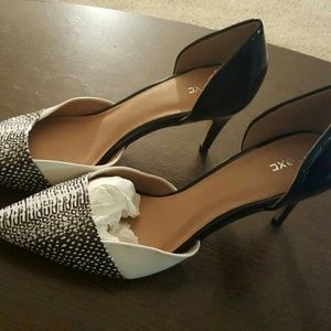 Brand New Point toe Heels