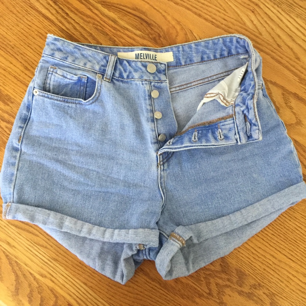 Brandy Melville shorts