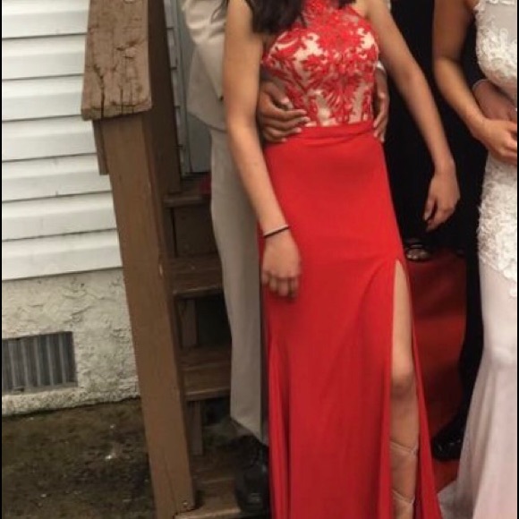 Prom dress - Picture 2 of 3