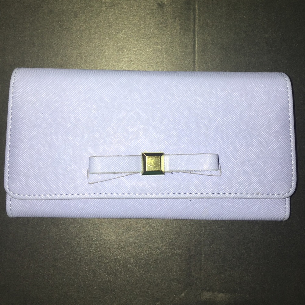 Apt. 9 Wallet