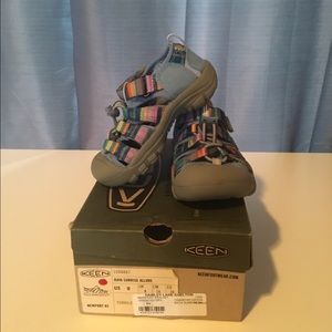 KEEN kids shoes brand new in box!